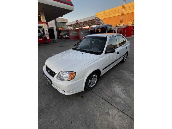 Sahibinden Hyundai Accent 1.3 Admire 2004 Model 