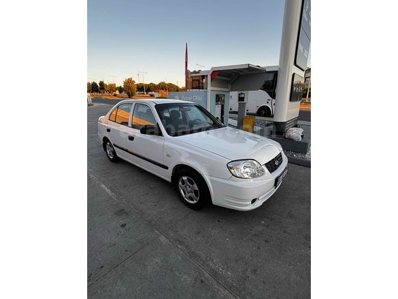 Sahibinden Hyundai Accent 1.3 Admire 2004 Model 
