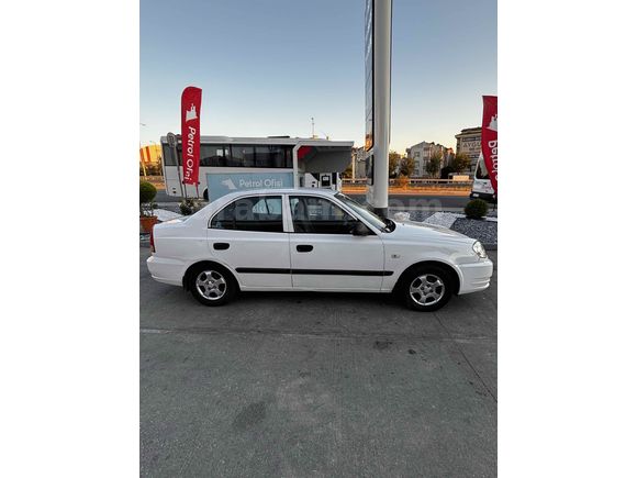 Sahibinden Hyundai Accent 1.3 Admire 2004 Model 