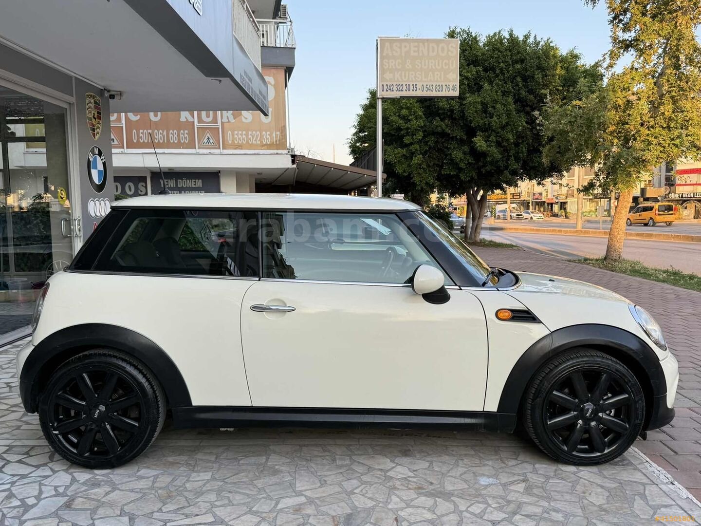 Galeriden Mini One 1.6 2012 Model Antalya 94.000 km Bej 6
