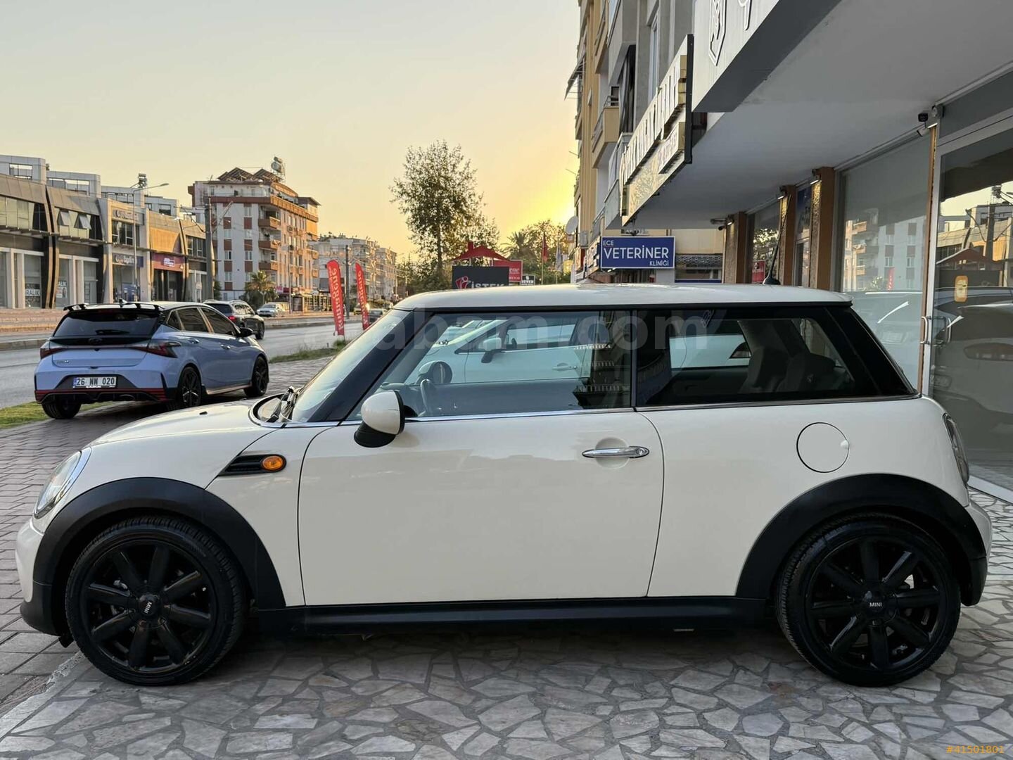 Galeriden Mini One 1.6 2012 Model Antalya 94.000 km Bej 5