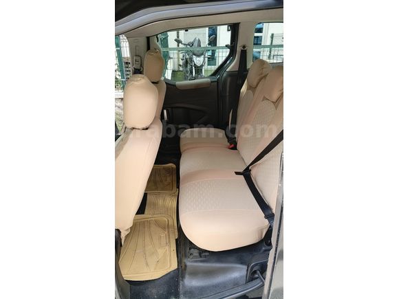Sahibinden Peugeot Partner 1.6 HDI Active 2012 Model