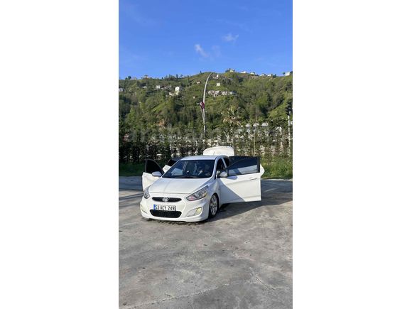 Hyundai Accent Blue 1.6 CRDI Mode Plus 2018 Model 