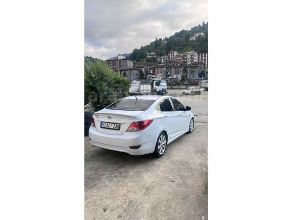 Hyundai Accent Blue 1.6 CRDI Mode Plus 2018 Model 