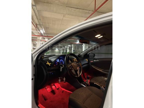 Hyundai Accent Blue 1.6 CRDI Mode Plus 2018 Model 
