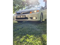 Sahibinden Honda Civic 1.6i VTEC Eco Premium 2012 Model
