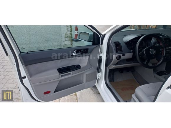2004 Volkswagen Polo