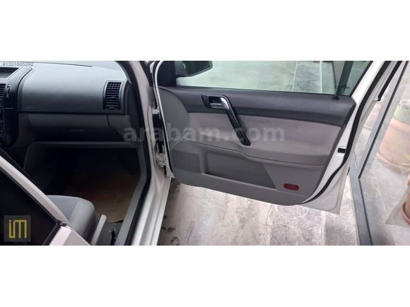 2004 Volkswagen Polo