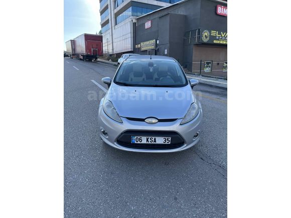 SON FİYAT !! Ford Fiesta 1.4 Titanium 2009 Model 