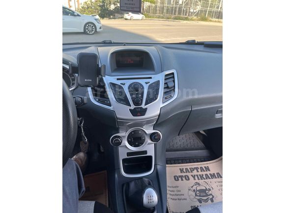 SON FİYAT !! Ford Fiesta 1.4 Titanium 2009 Model 