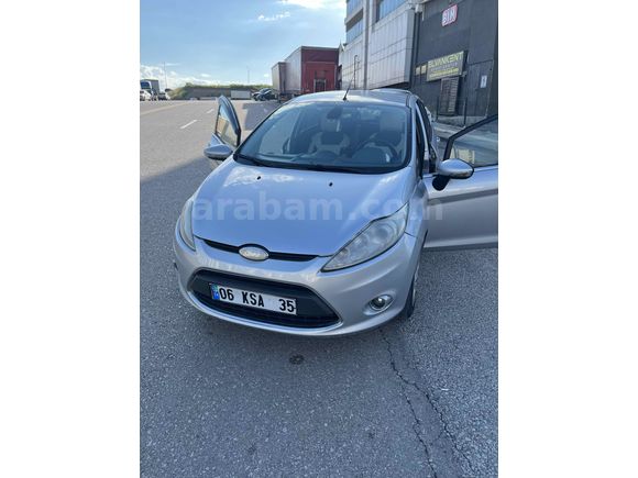 SON FİYAT !! Ford Fiesta 1.4 Titanium 2009 Model 