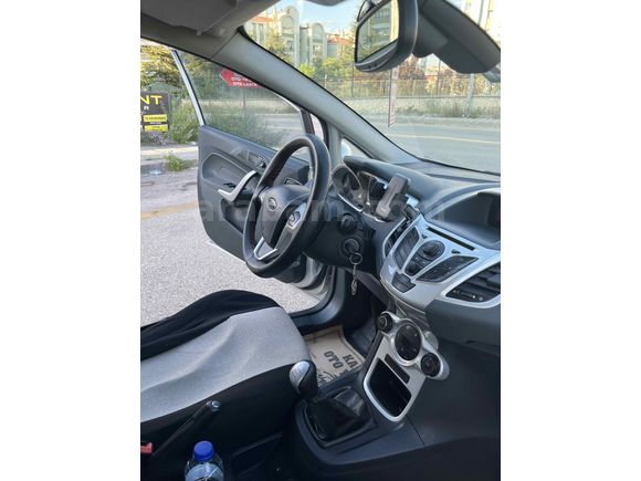 SON FİYAT !! Ford Fiesta 1.4 Titanium 2009 Model 