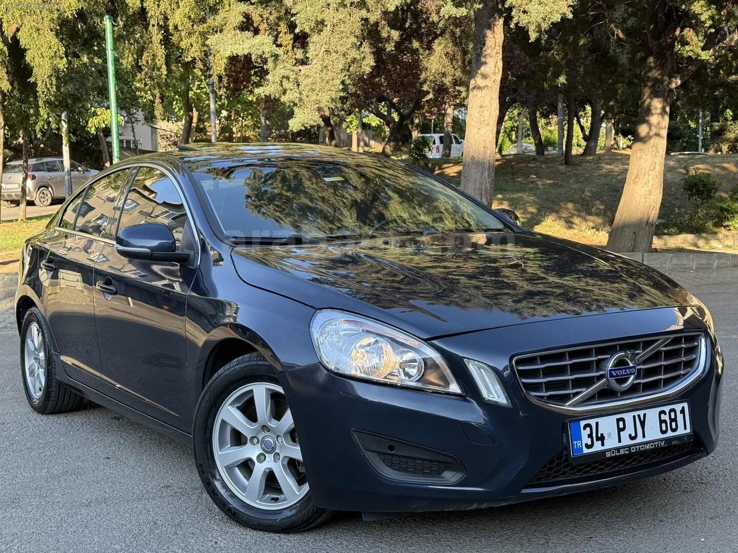 Galeriden Volvo S60 1.6 T4 Premium 2011 Model İstanbul 158.000 km Lacivert 6