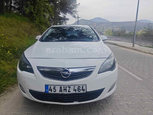 Sahibinden Opel Astra 1.4 T Cosmo 2011 Model Manisa