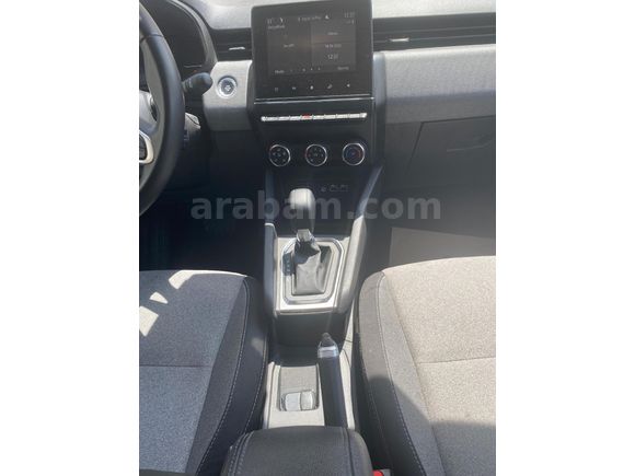 Sahibinden Renault Clio 1.0 TCe Evolution 2024 Model