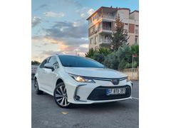 Sahibinden Toyota Corolla 1.8 Hybrid Flame X-Pack 2022 Model