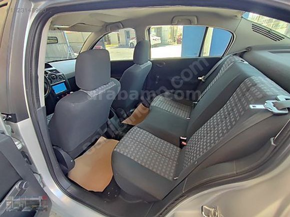 Burak Galeri'den 2009 Megane 1.5 DCİ Sedan