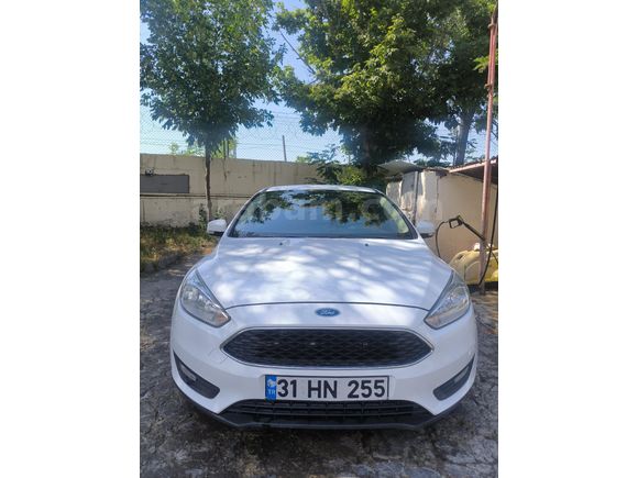 SAHİBİNDEN HATASIZ DEĞİŞENSİZ BOYASIZ 87 BİNDE 2017 FORD FOCUS