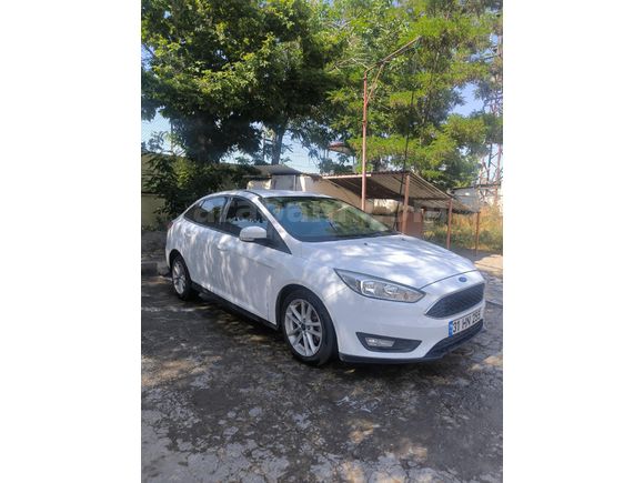 SAHİBİNDEN HATASIZ DEĞİŞENSİZ BOYASIZ 87 BİNDE 2017 FORD FOCUS
