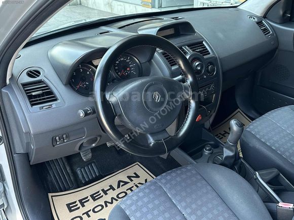 2009 RENAULT MEGANE 1.5 DCİ AUTH (211 BİN KM) MERCEK FAR