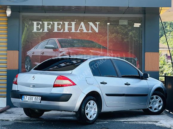 2009 RENAULT MEGANE 1.5 DCİ AUTH (211 BİN KM) MERCEK FAR