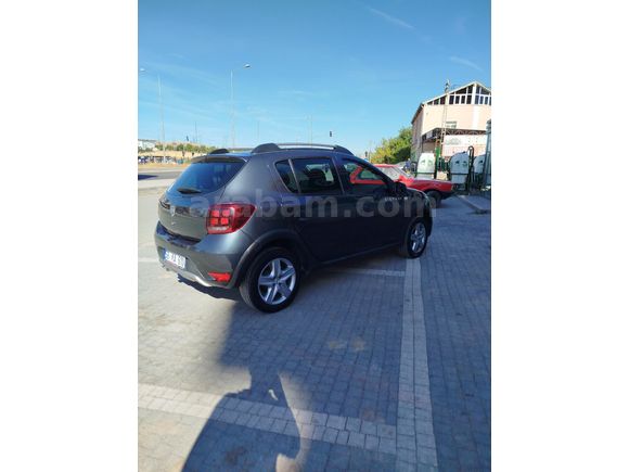 Sahibinden Dacia Sandero 1.5 BlueDCI Stepway 2020 Model