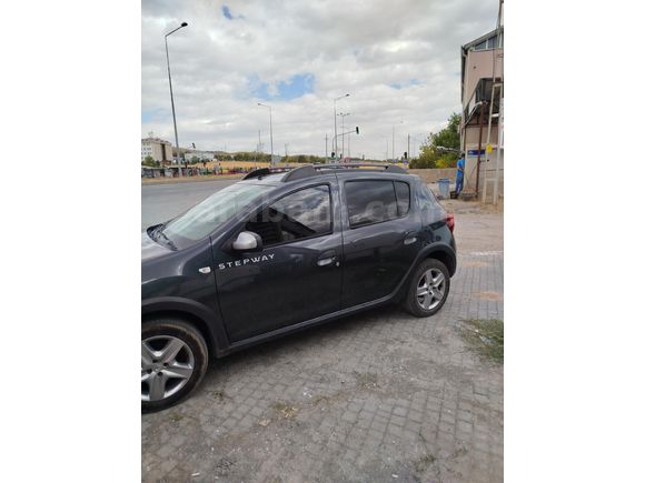 Sahibinden Dacia Sandero 1.5 BlueDCI Stepway 2020 Model