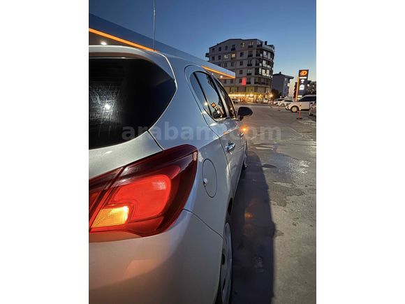 Sahibinden Opel Corsa 1.3 CDTI Essentia 2015 Model 
