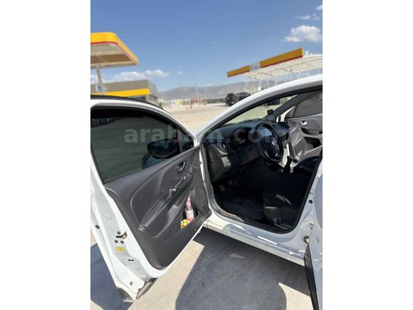 Sahibinden Renault Clio 1.2 Joy 2016 Model  110.000 km Beyaz