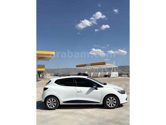 Sahibinden Renault Clio 1.2 Joy 2016 Model  110.000 km Beyaz