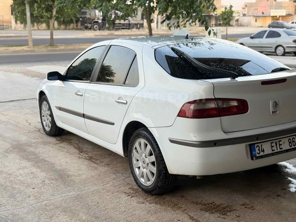 Galeriden Renault Laguna 2.0 Privilege 2003 Model Şanlıurfa