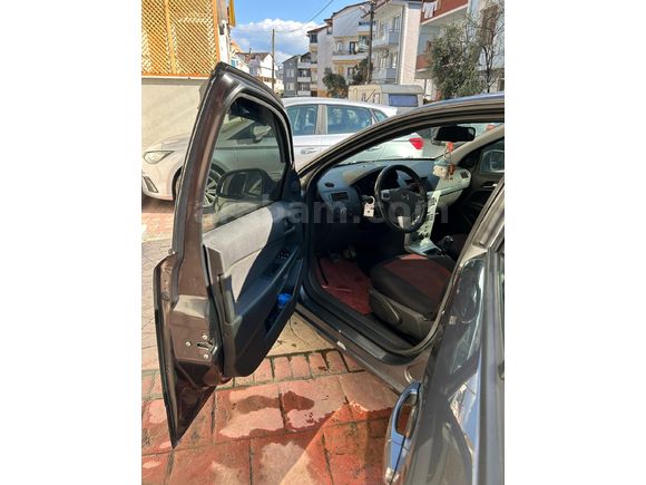 Sahibinden Opel Astra 1.6 Enjoy 2010 Model