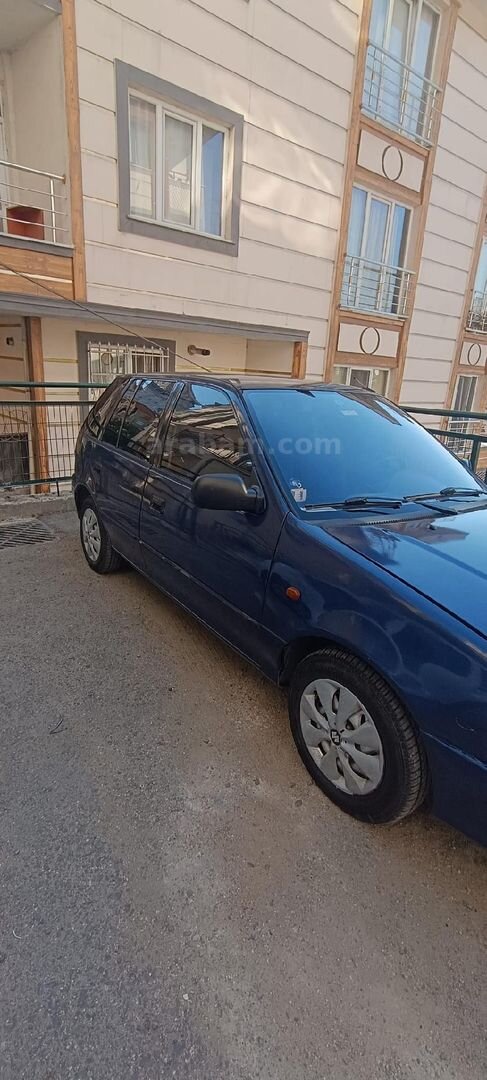 Sahibinden Suzuki Swift 1.3 GLX 2001 Model İstanbul 87.850 km Lacivert 2