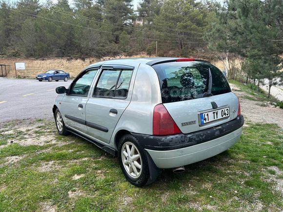 Sahibinden Renault Clio 1.4 RXT 2001 Model 
