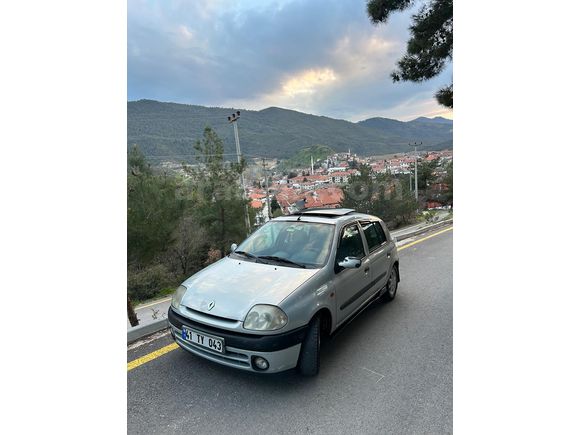 Sahibinden Renault Clio 1.4 RXT 2001 Model 