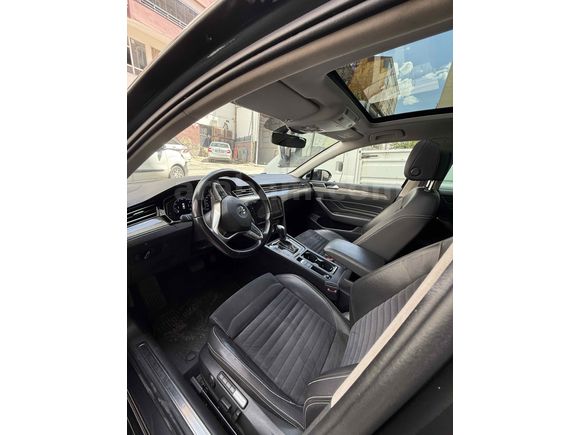 Volkswagen Passat 1.5 TSi Elegance 2020 Model  