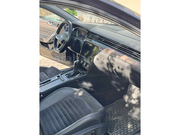 Volkswagen Passat 1.5 TSi Elegance 2020 Model  
