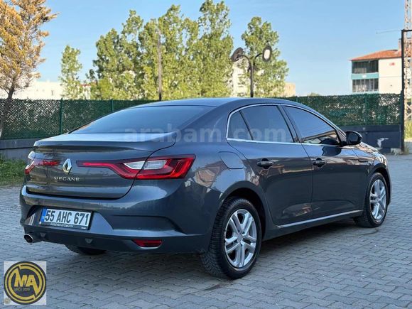 | ÖZGÜVEN | RENAULT MEGANE 1.6 MANUEL JOY EMSALSİZ TERTEMİZ