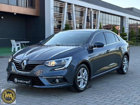 | ÖZGÜVEN | RENAULT MEGANE 1.6 MANUEL JOY EMSALSİZ TERTEMİZ