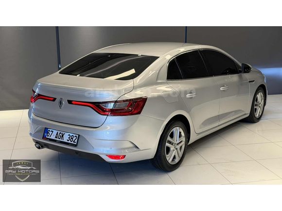 2017 RENAULT MEGANE 1.6 BENZİN LPG MANUEL DEĞİŞENSİZ 122KM