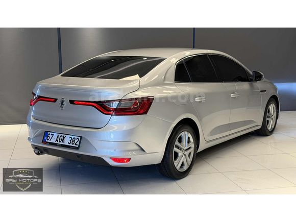 2017 RENAULT MEGANE 1.6 BENZİN LPG MANUEL DEĞİŞENSİZ 122KM