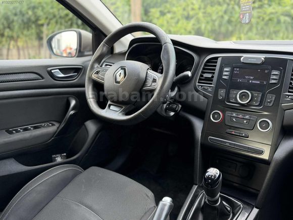 2017 Model Renault Megane 1.6 Joy BoYASIZ 118.000 km