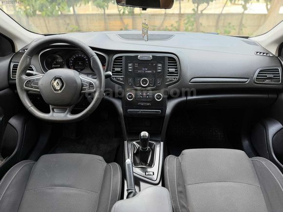 2017 Model Renault Megane 1.6 Joy BoYASIZ 118.000 km