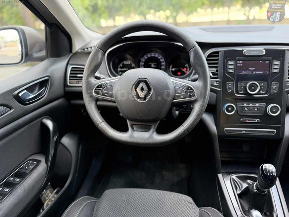 2017 Model Renault Megane 1.6 Joy BoYASIZ 118.000 km