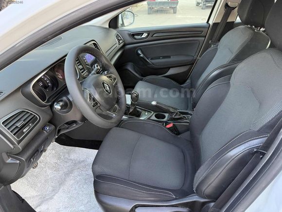 2019 RENAULT MEGANE 1.6 JOY BENZİN LPG HATASIZ