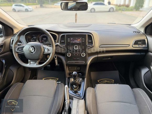 HATASIZ BOYASIZ ~ 52.000 KM ~ 2019 ÇIKIŞLI ~ EKSPERTİZ GARANTİLİ