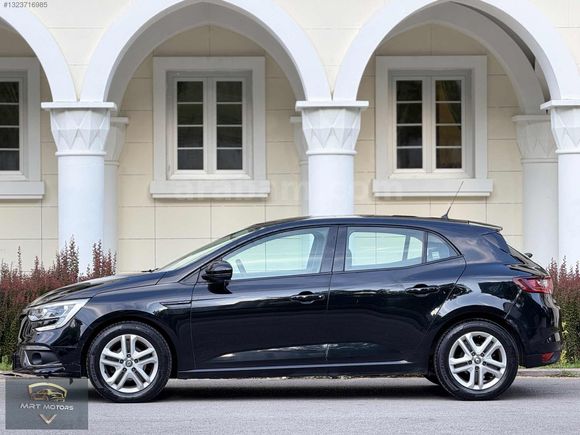 HATASIZ BOYASIZ ~ 52.000 KM ~ 2019 ÇIKIŞLI ~ EKSPERTİZ GARANTİLİ