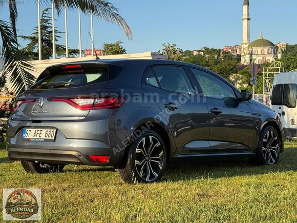 ALEMDAR OTOMOTİV'den MEGANE 1.6 BENZİN 98 BİN KM