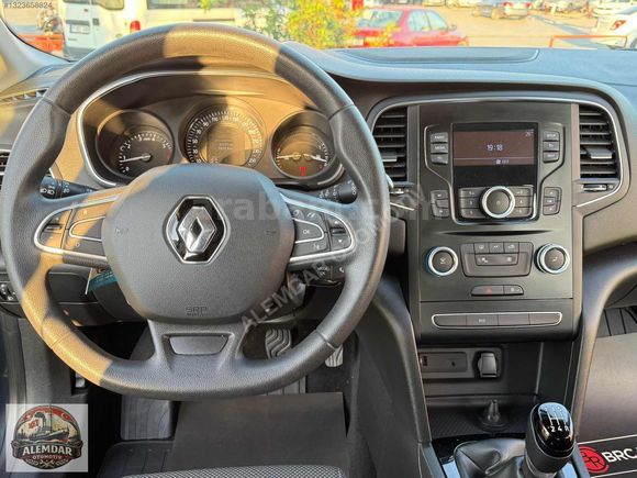 ALEMDAR OTOMOTİV'den MEGANE 1.6 BENZİN 98 BİN KM