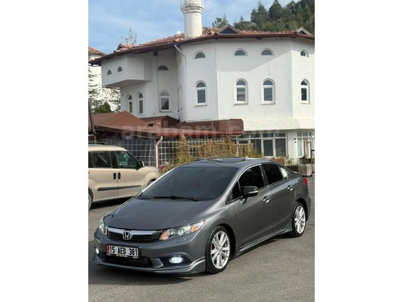 Sahibinden Honda Civic 1.6i VTEC Eco Elegance 2012 Model